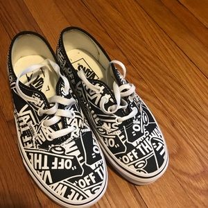 Vans lows Off The Wall print